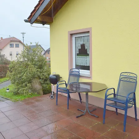 In With Scenic Views Apartamento Gransdorf
